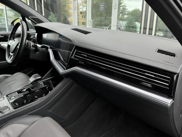 Volkswagen Touareg III с пробегом 2019 года, цена 6 279 000 рублей, 56719 км, внедорожник, Автокод Объявления