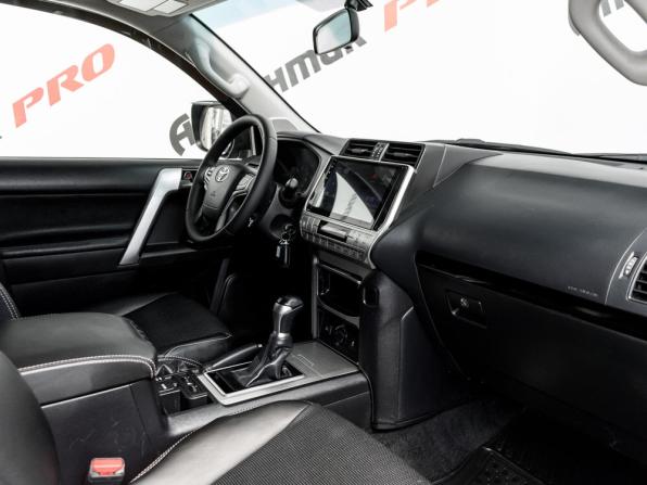 Toyota Land Cruiser Prado 150 Series Рестайлинг 2 с пробегом 2017 года, цена 4 350 000 рублей, 73232 км, внедорожник, Автокод Объявления