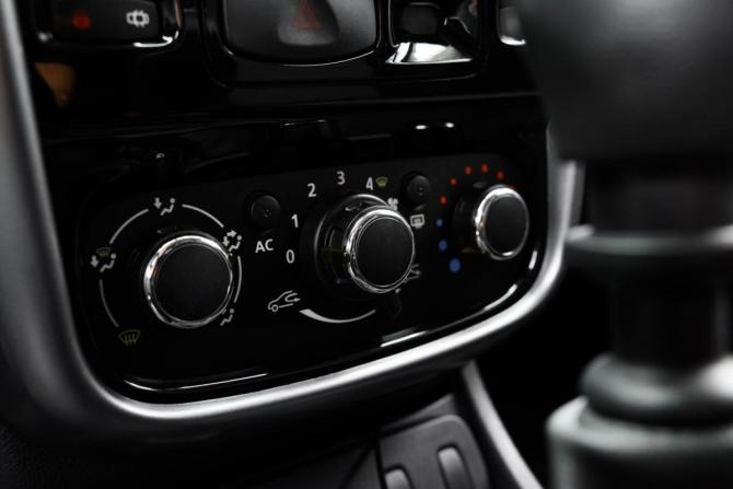 Renault Duster I с пробегом 2013 года, цена 1 099 000 рублей, 179000 км, внедорожник, Автокод Объявления