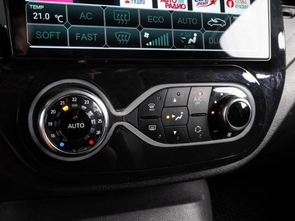 Renault Kaptur I с пробегом 2019 года, цена 1 349 000 рублей, 128622 км, внедорожник, Автокод Объявления