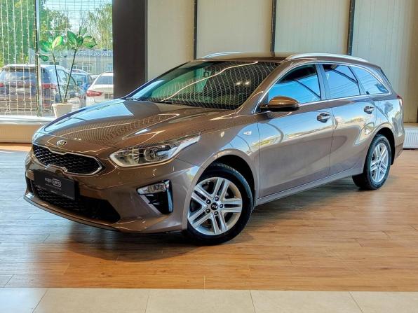 Kia Ceed III с пробегом 2019 года, цена 1 838 800 рублей, 33932 км, универсал, Автокод Объявления