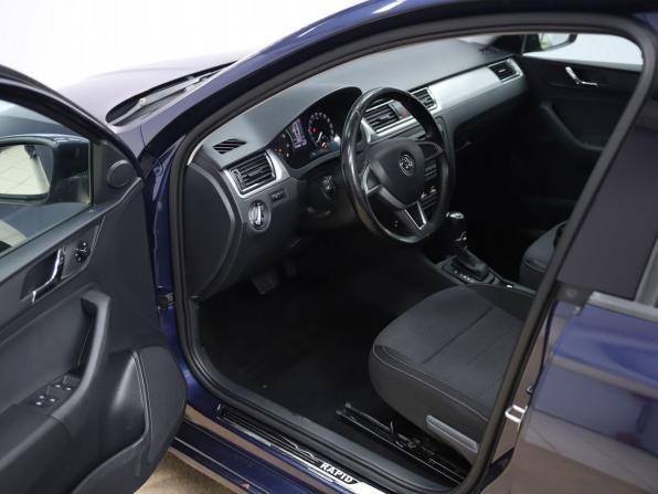 Skoda Rapid I с пробегом 2014 года, цена 850 000 рублей, 203188 км, лифтбек, Автокод Объявления