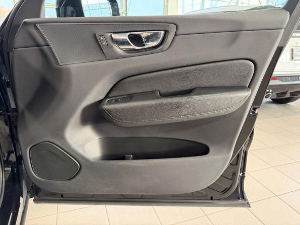 Volvo XC60 II с пробегом 2019 года, цена 3 345 900 рублей, 121644 км, внедорожник, Автокод Объявления