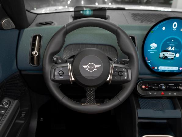 Mini Countryman III с пробегом 2025 года, цена 5 600 000 рублей, 2825 км, внедорожник, Автокод Объявления