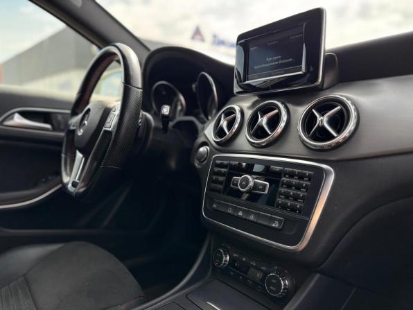Mercedes-Benz GLA I (X156) с пробегом 2015 года, цена 2 115 000 рублей, 177393 км, внедорожник, Автокод Объявления