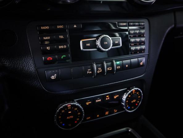 Mercedes-Benz GLK-Класс I (X204) Рестайлинг с пробегом 2013 года, цена 1 506 000 рублей, 243396 км, внедорожник, Автокод Объявления