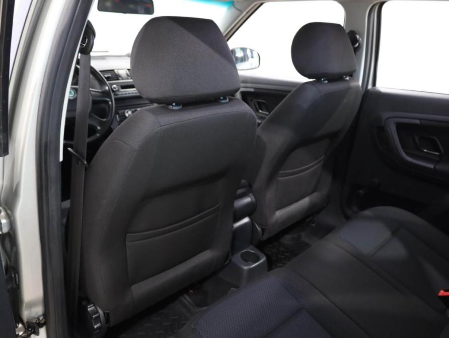 Skoda Fabia II Рестайлинг Ростов-на-Дону  - изображение 11