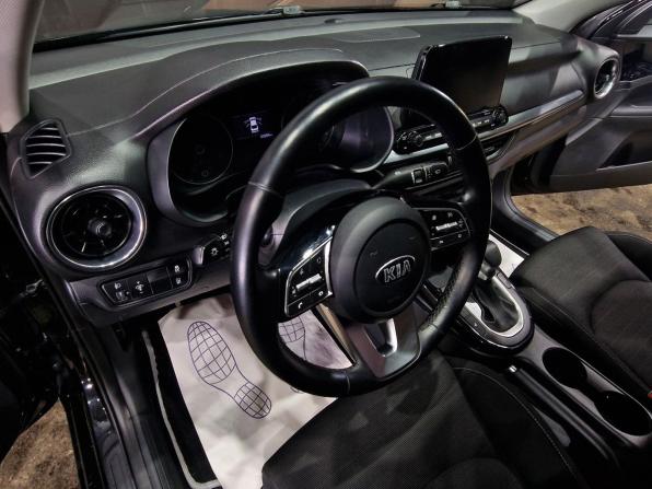 Kia Cerato IV с пробегом 2021 года, цена 2 115 000 рублей, 63257 км, седан, Автокод Объявления