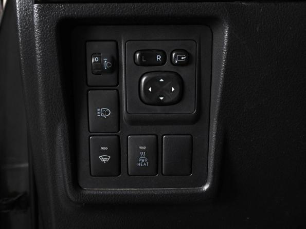 Toyota Land Cruiser Prado 150 Series Рестайлинг 1 с пробегом 2014 года, цена 3 290 000 рублей, 209325 км, внедорожник, Автокод Объявления
