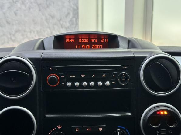 Citroen Berlingo II Рестайлинг с пробегом 2013 года, цена 995 000 рублей, 84505 км, компактвэн, Автокод Объявления