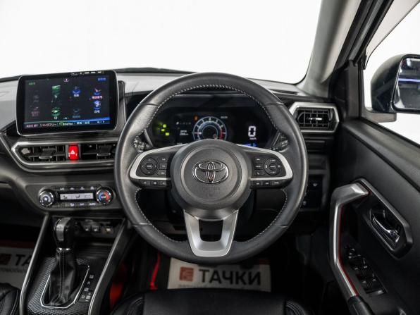 Toyota Raize I с пробегом 2020 года, цена 1 775 000 рублей, 37572 км, внедорожник, Автокод Объявления