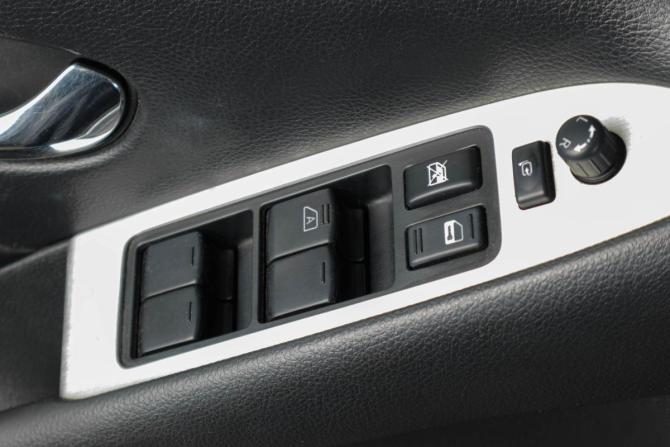 Nissan Murano II (Z51) Рестайлинг с пробегом 2012 года, цена 1 469 000 рублей, 171200 км, внедорожник, Автокод Объявления