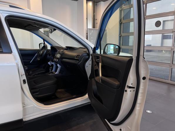 Subaru Forester IV Рестайлинг с пробегом 2015 года, цена 1 880 000 рублей, 165721 км, внедорожник, Автокод Объявления