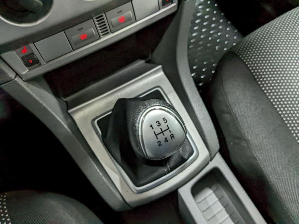 Ford Focus II Рестайлинг с пробегом 2010 года, цена 590 000 рублей, 199500 км, седан, Автокод Объявления