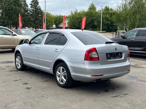 Skoda Octavia II (A5) Рестайлинг с пробегом 2011 года, цена 780 000 рублей, 206283 км, лифтбек, Автокод Объявления