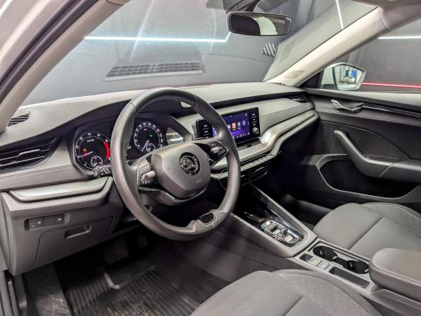 Skoda Octavia IV (A8) с пробегом 2021 года, цена 2 270 000 рублей, 76284 км, лифтбек, Автокод Объявления