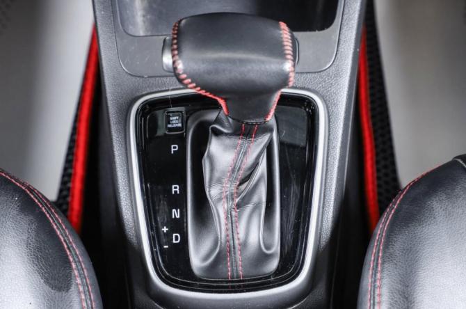 Kia Rio IV Рестайлинг с пробегом 2021 года, цена 1 949 000 рублей, 50600 км, хэтчбек, Автокод Объявления