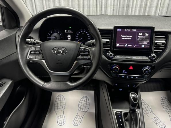 Hyundai Solaris II Рестайлинг с пробегом 2021 года, цена 1 690 000 рублей, 65502 км, седан, Автокод Объявления