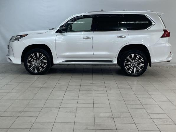 Lexus LX III Рестайлинг 2 с пробегом 2017 года, цена 7 950 000 рублей, 141241 км, внедорожник, Автокод Объявления