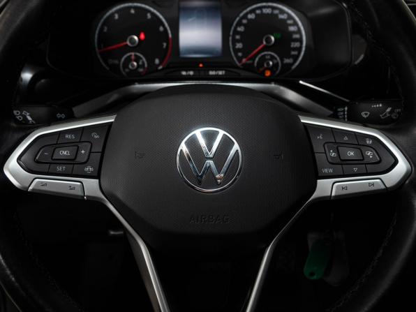 Volkswagen Polo VI с пробегом 2021 года, цена 1 748 000 рублей, 49300 км, лифтбек, Автокод Объявления