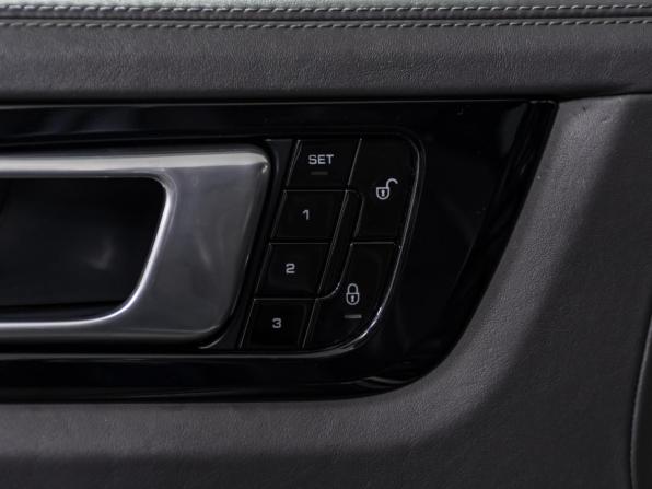 Porsche Cayenne III с пробегом 2018 года, цена 5 530 000 рублей, 106902 км, внедорожник, Автокод Объявления