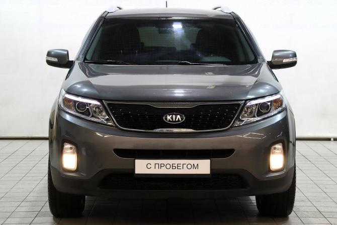 Kia Sorento II Рестайлинг с пробегом 2018 года, цена 1 820 000 рублей, 175000 км, внедорожник, Автокод Объявления