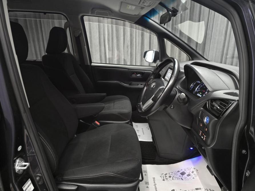 Toyota Esquire I Красноярск  - изображение 10