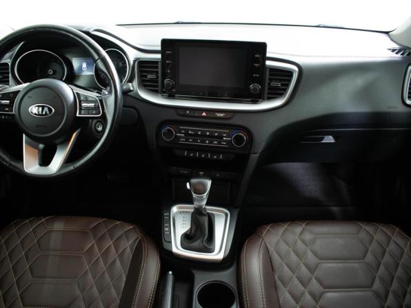Kia Ceed III с пробегом 2021 года, цена 1 831 000 рублей, 105000 км, универсал, Автокод Объявления