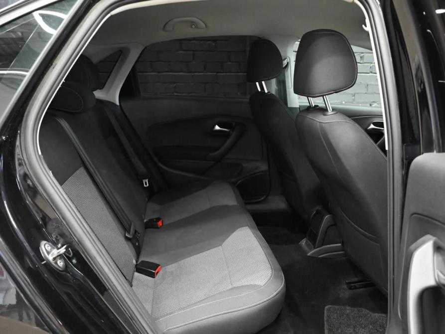 Volkswagen Polo V Рестайлинг Екатеринбург  - изображение 16