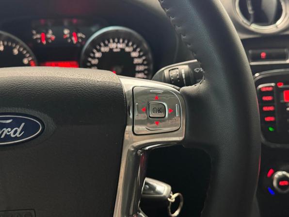Ford Mondeo IV Рестайлинг с пробегом 2011 года, цена 730 000 рублей, 260000 км, седан, Автокод Объявления