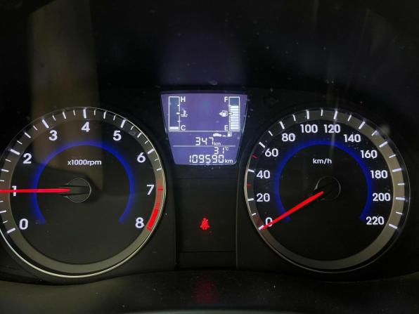 Hyundai Solaris I Рестайлинг с пробегом 2015 года, цена 897 750 рублей, 110000 км, седан, Автокод Объявления