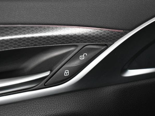 BMW 5 серии VII (G30/G31/G38) Рестайлинг с пробегом 2021 года, цена 4 329 000 рублей, 159984 км, седан, Автокод Объявления