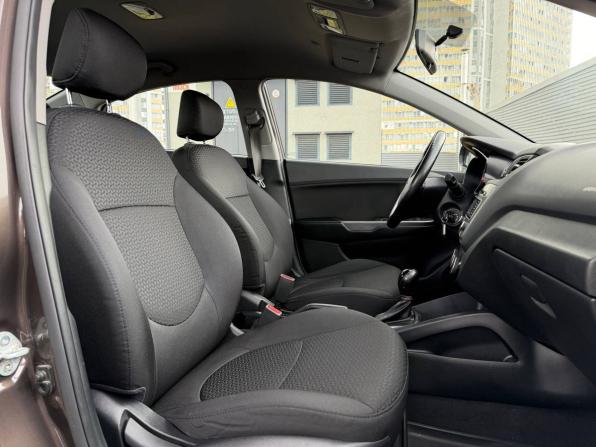 Kia Rio III Рестайлинг с пробегом 2017 года, цена 850 000 рублей, 268879 км, седан, Автокод Объявления