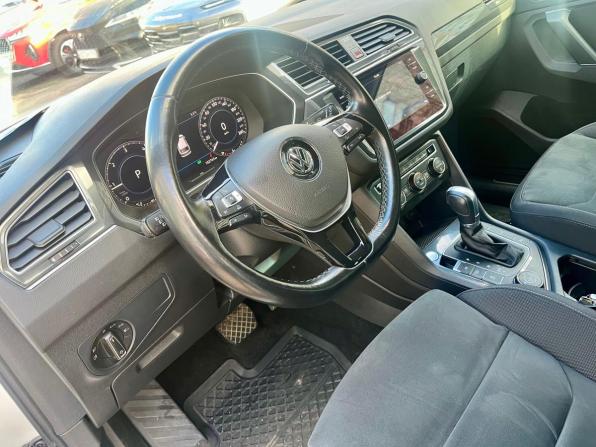 Volkswagen Tiguan II с пробегом 2017 года, цена 2 499 000 рублей, 102600 км, внедорожник, Автокод Объявления