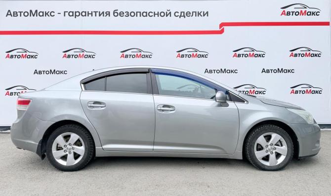 Toyota Avensis III Рестайлинг с пробегом 2011 года, цена 940 000 рублей, 304139 км, седан, Автокод Объявления
