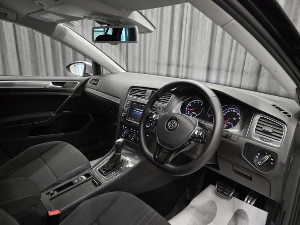 Volkswagen Golf VII с пробегом 2015 года, цена 1 449 000 рублей, 187116 км, универсал, Автокод Объявления