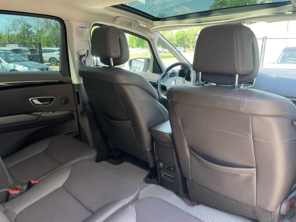 Renault Espace V с пробегом 2015 года, цена 1 450 000 рублей, 218459 км, минивэн, Автокод Объявления