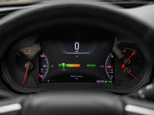 Opel Insignia I Рестайлинг с пробегом 2014 года, цена 1 080 000 рублей, 182158 км, седан, Автокод Объявления