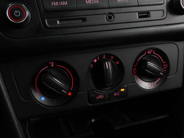 Volkswagen Polo V Рестайлинг с пробегом 2019 года, цена 1 166 000 рублей, 82388 км, седан, Автокод Объявления