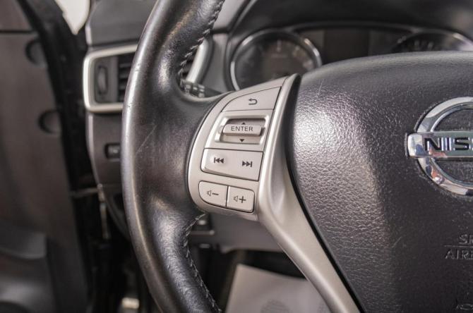Nissan Qashqai II с пробегом 2017 года, цена 1 799 000 рублей, 111000 км, внедорожник, Автокод Объявления