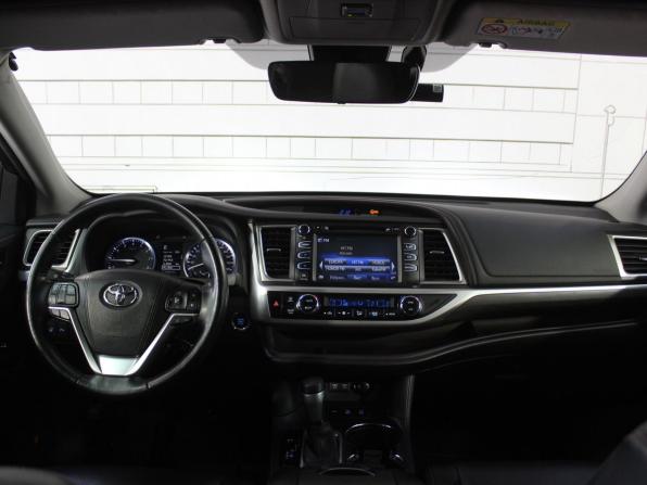 Toyota Highlander III (XU50) Рестайлинг с пробегом 2016 года, цена 4 070 000 рублей, 87601 км, внедорожник, Автокод Объявления