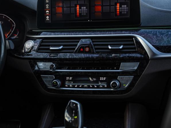 BMW 5 серии VII (G30/G31/G38) Рестайлинг с пробегом 2021 года, цена 4 389 000 рублей, 119220 км, седан, Автокод Объявления