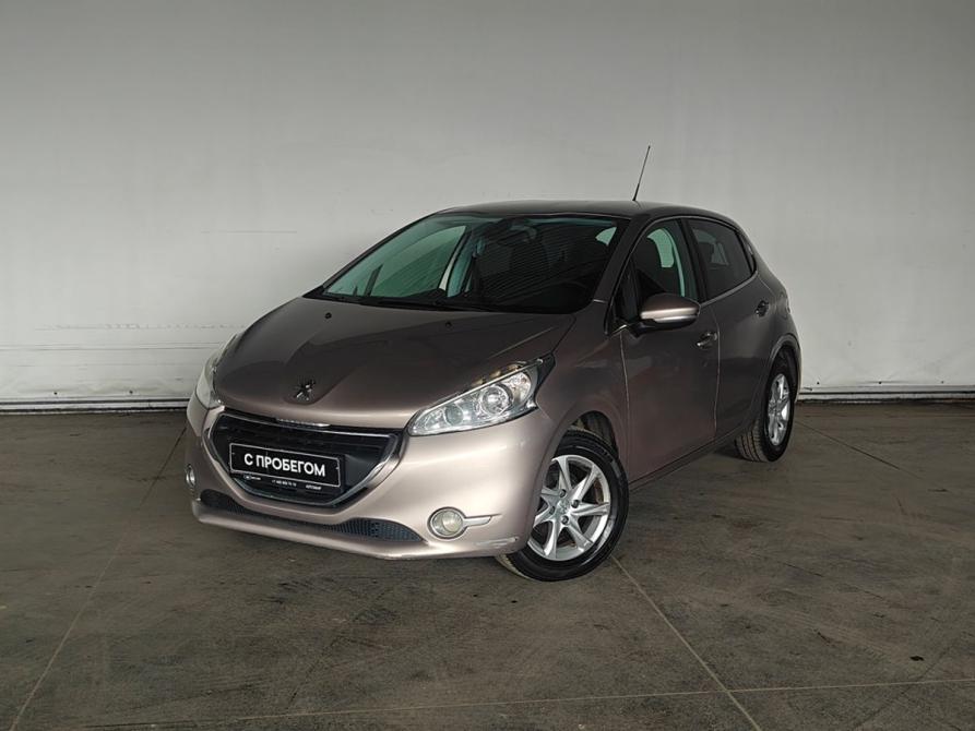 Peugeot 208 I Москва  - изображение 1