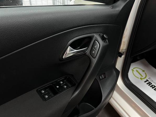 Volkswagen Polo V с пробегом 2013 года, цена 945 000 рублей, 111344 км, седан, Автокод Объявления