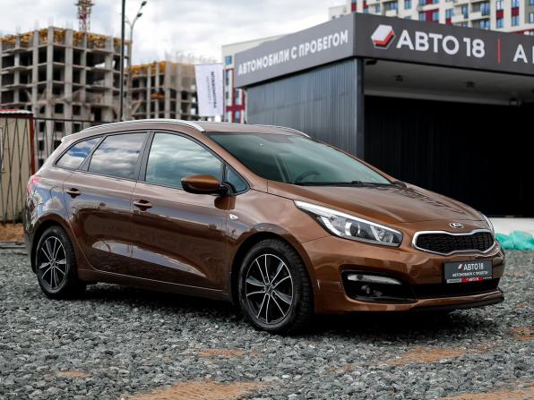Kia Ceed II Рестайлинг с пробегом 2017 года, цена 1 289 000 рублей, 122300 км, универсал, Автокод Объявления