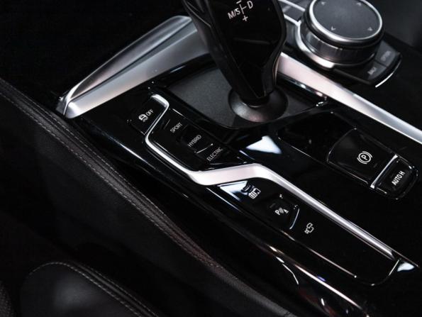 BMW 5 серии VII (G30/G31/G38) Рестайлинг с пробегом 2021 года, цена 4 409 470 рублей, 96413 км, седан, Автокод Объявления