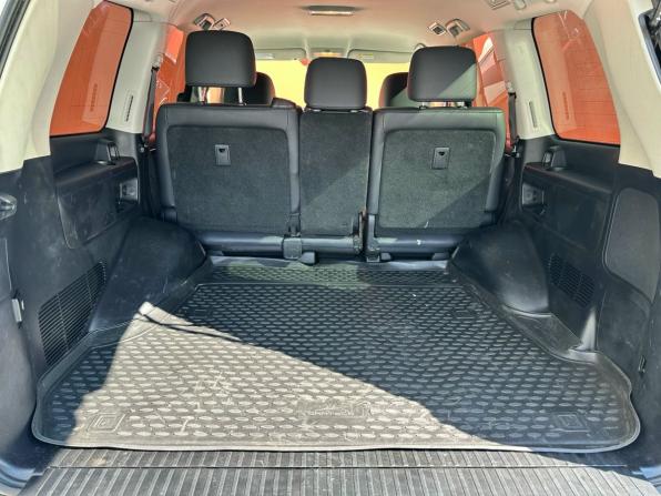 Toyota Land Cruiser 200 Series Рестайлинг 2 с пробегом 2018 года, цена 5 680 000 рублей, 266000 км, внедорожник, Автокод Объявления