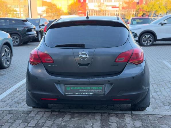 Opel Astra J с пробегом 2011 года, цена 555 000 рублей, 227465 км, хэтчбек, Автокод Объявления