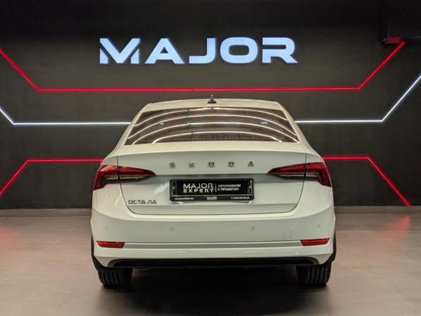 Skoda Octavia IV (A8) с пробегом 2021 года, цена 2 050 000 рублей, 142559 км, лифтбек, Автокод Объявления