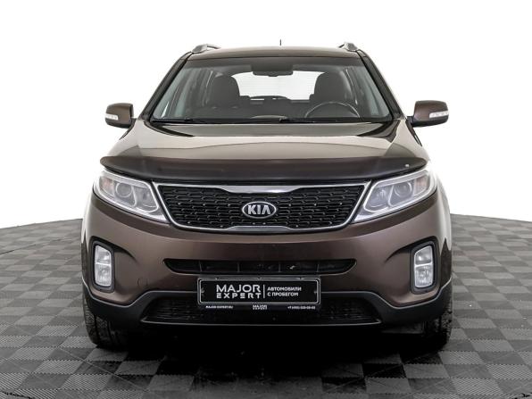 Kia Sorento II Рестайлинг с пробегом 2018 года, цена 1 750 000 рублей, 208000 км, внедорожник, Автокод Объявления